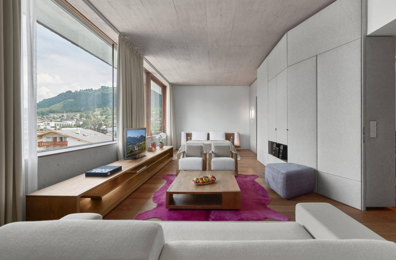 Schwarzer Adler Kitzbuehel - Adults Only Hotel Exterior photo